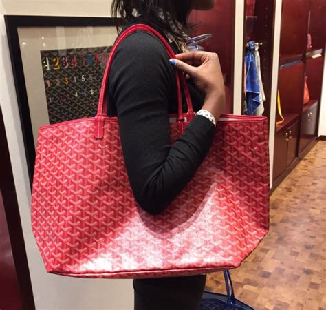 red goyard bag price|Goyard st louis pm price.